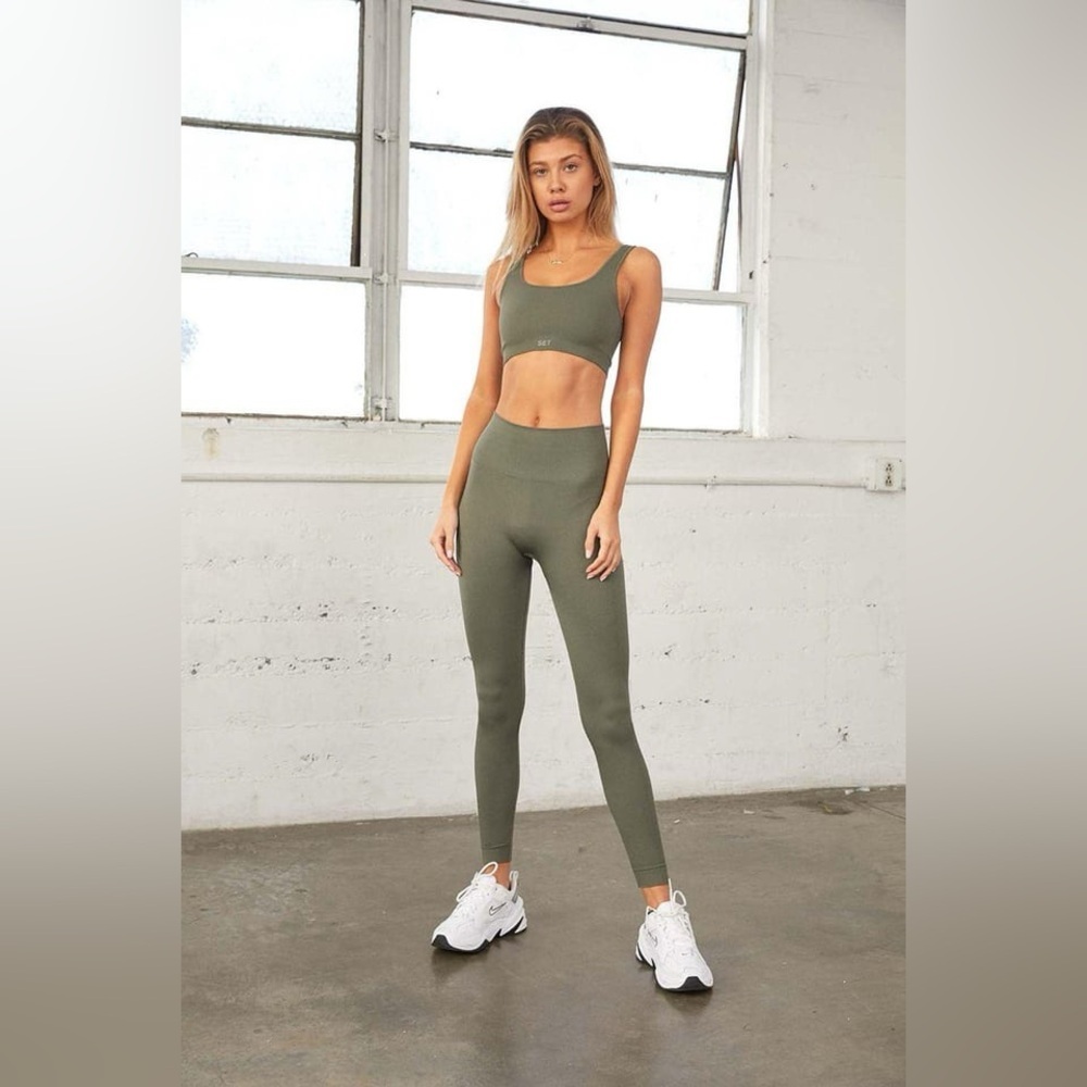 Set Active Sculptflex Leggings Green Size S/M Activewear Athleisure Ribbed